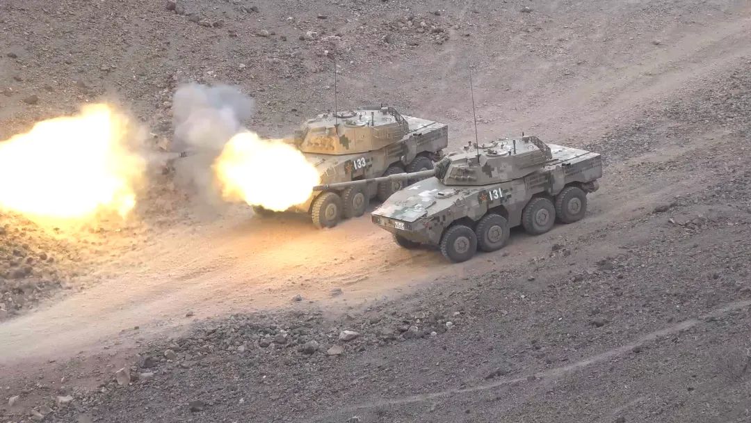 中国人民解放军驻吉布提保障基地与吉军开展联合军事训练